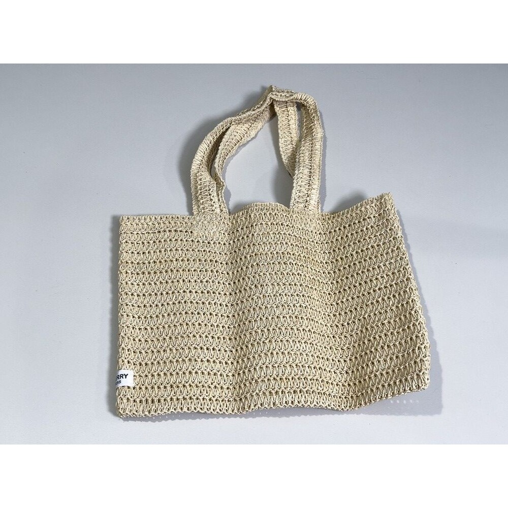 Burberry Goddess Straw Tote Bag Natural Woven Summer Beach Market Shoulder Bag